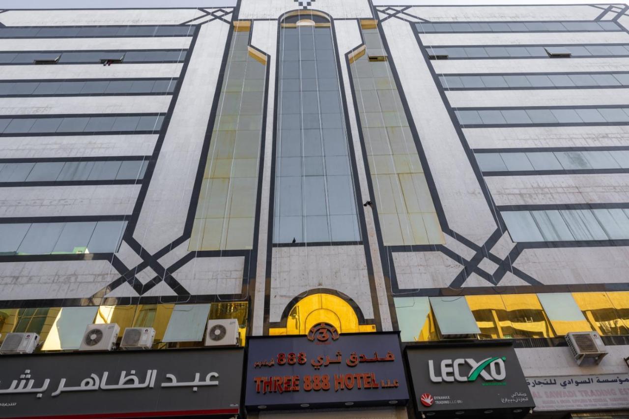 Three 888 Hotel Dubai Bagian luar foto